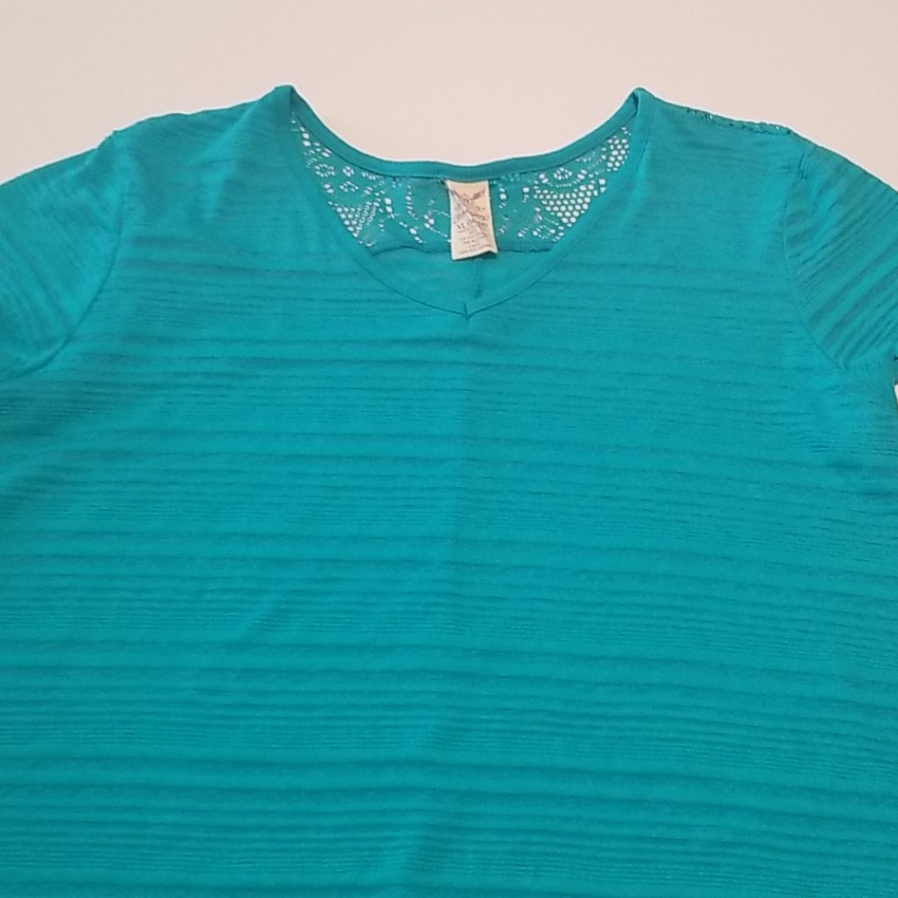 Flowy turquoise top